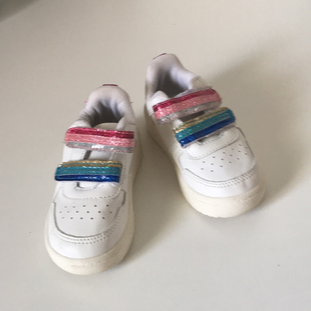 GAP “for toddlers” not for kids.